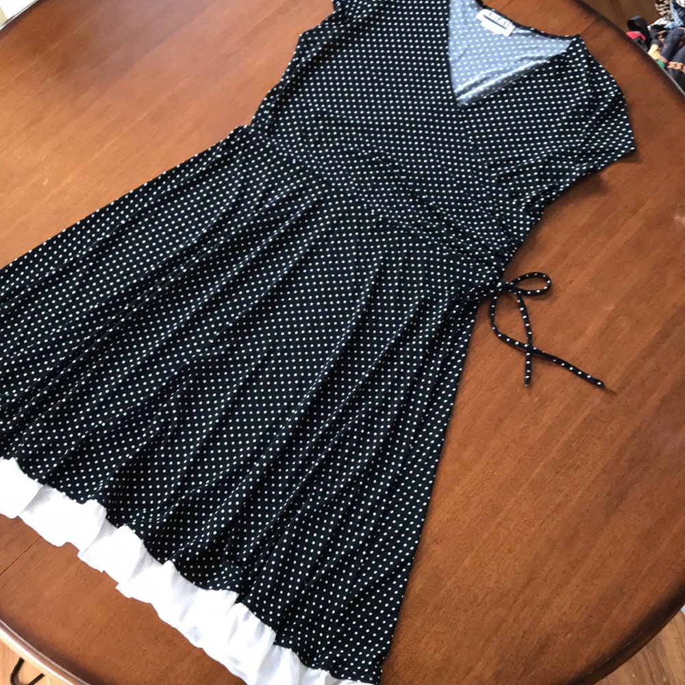 Black with white polkadot kneelength dress size 14